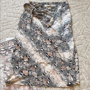 Stylish Snake Print Wrap Skirt